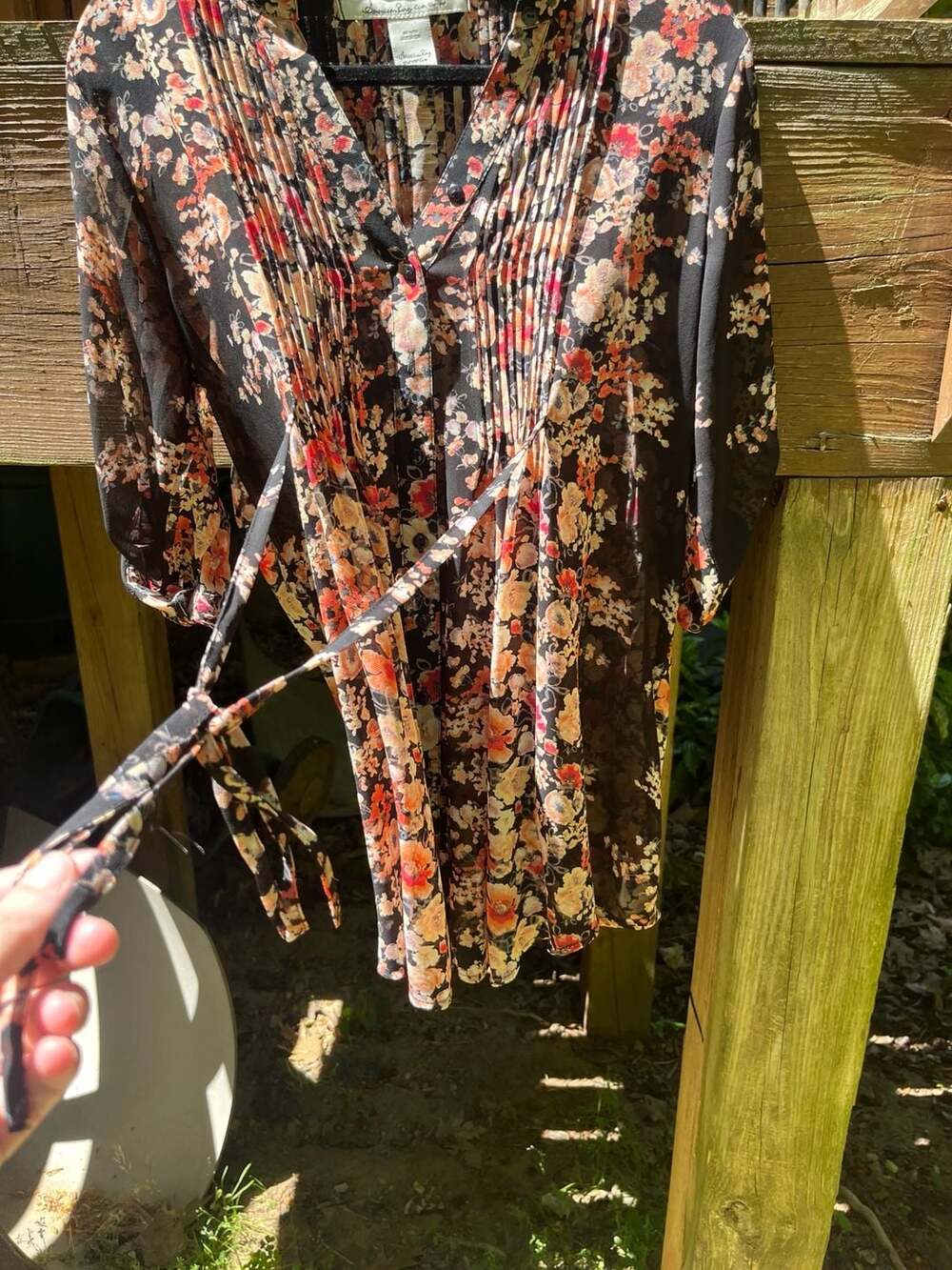American Rag Women's semi sheer floral Top/Blouse Long